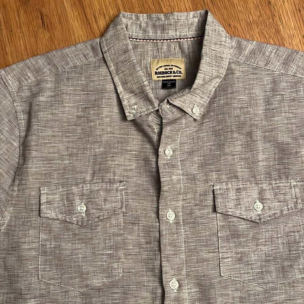 Roebuck & Co EUC men’s button down shirt - Picture 2 of 4